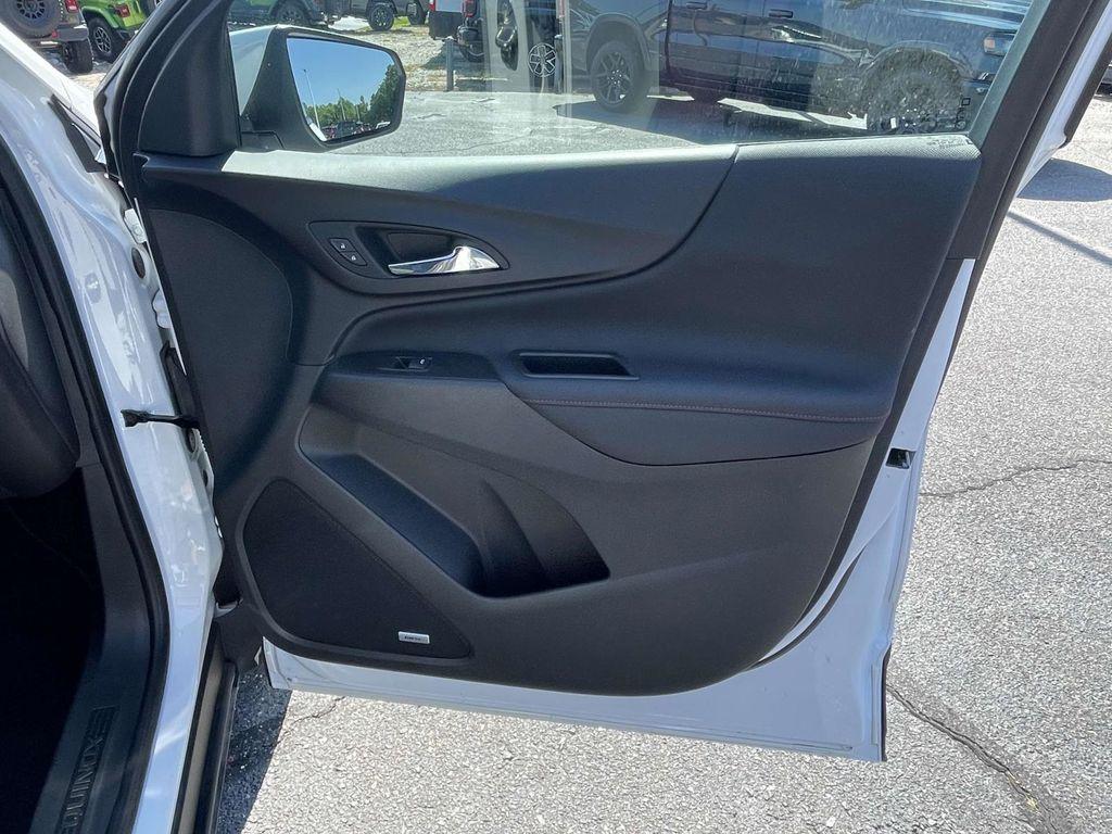 used 2023 Chevrolet Equinox car, priced at $25,734