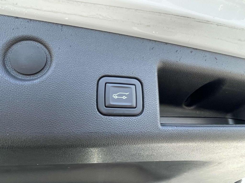 used 2023 Chevrolet Equinox car, priced at $25,734