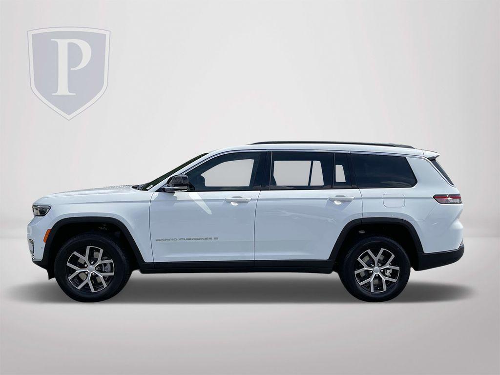 new 2025 Jeep Grand Cherokee L car, priced at $44,495