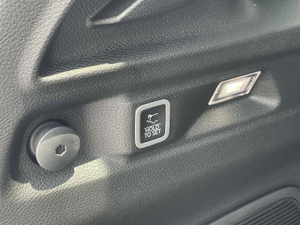 new 2025 Jeep Grand Cherokee L car, priced at $44,995