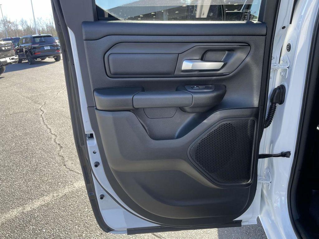 new 2025 Ram 1500 car, priced at $43,817