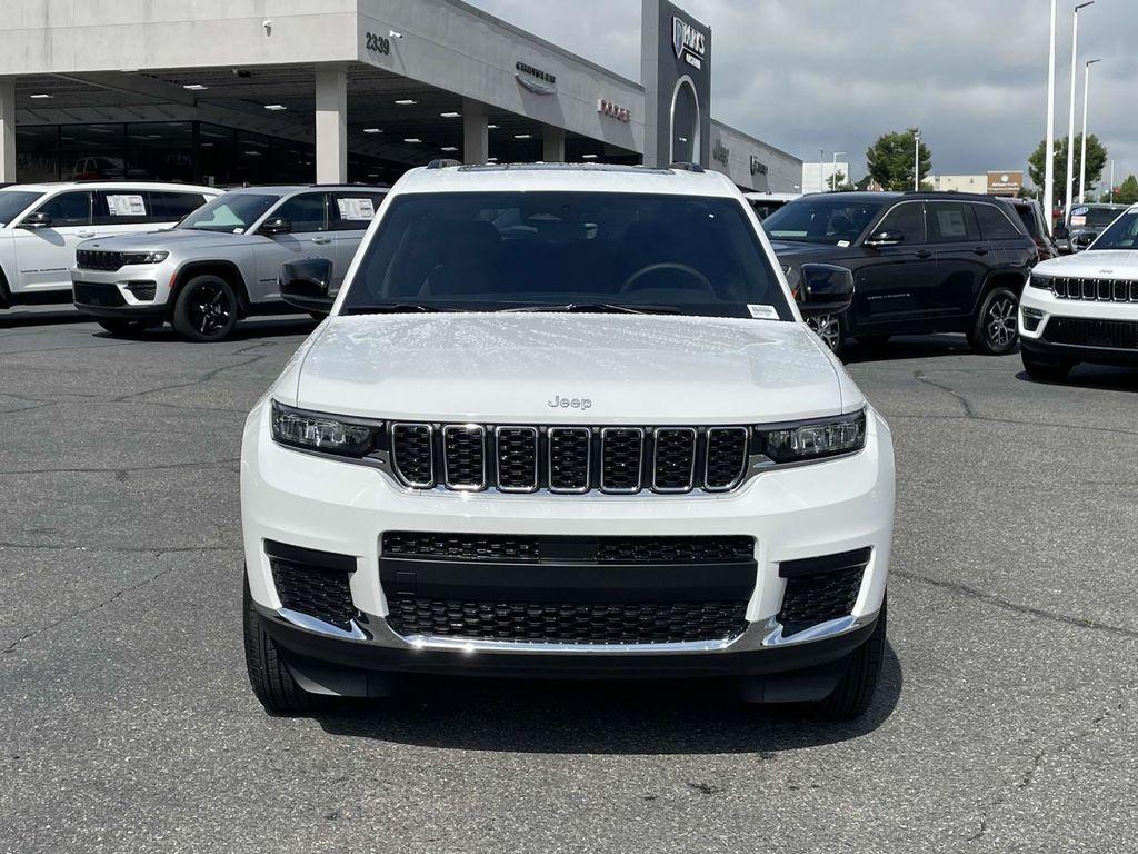 new 2025 Jeep Grand Cherokee L car