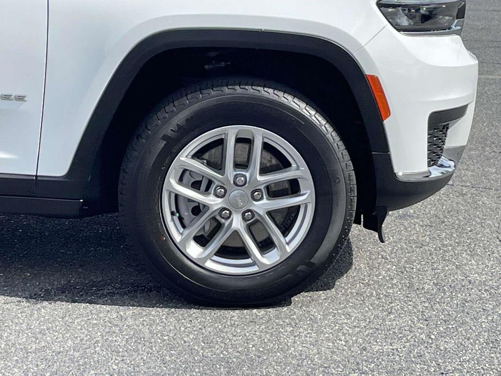new 2025 Jeep Grand Cherokee L car