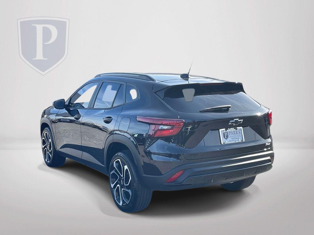 used 2024 Chevrolet Trax car, priced at $23,175