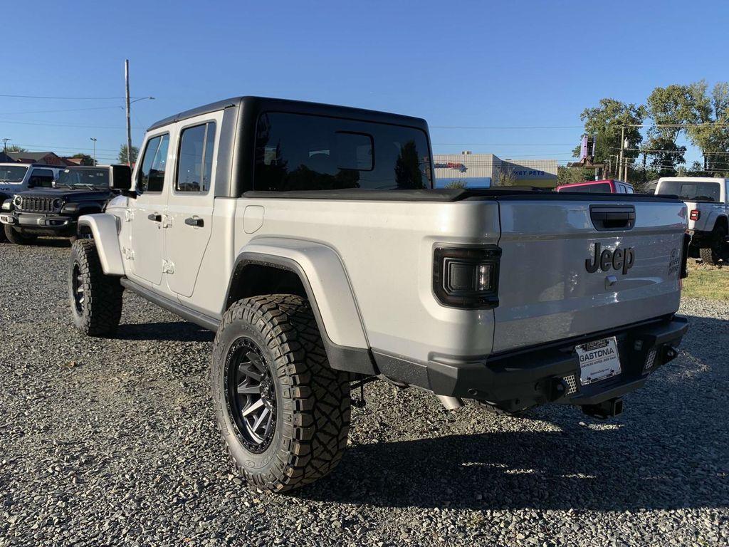 new 2024 Jeep Gladiator car, priced at $53,710