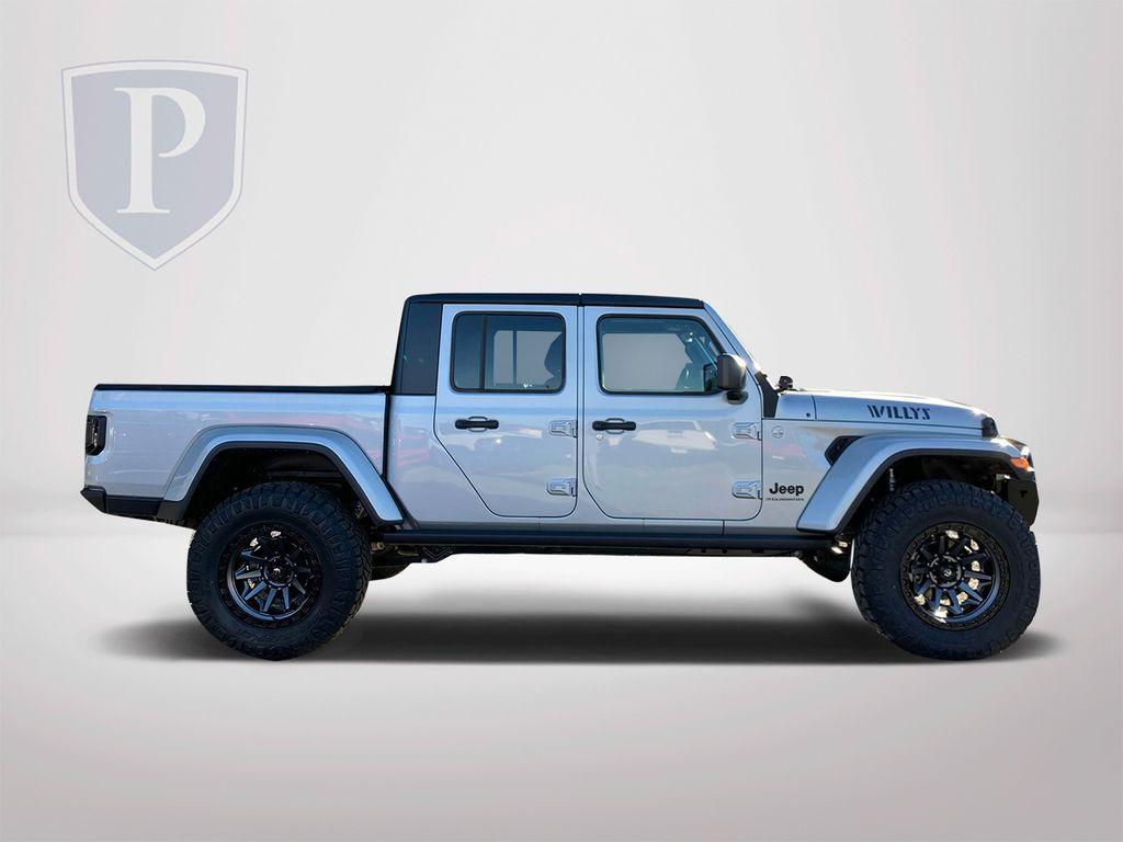 new 2024 Jeep Gladiator car, priced at $53,710