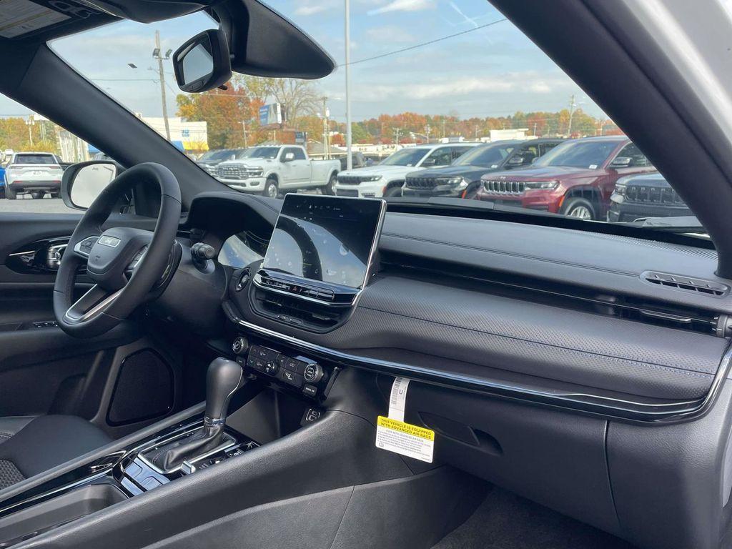 new 2026 Jeep Compass car, priced at $29,210