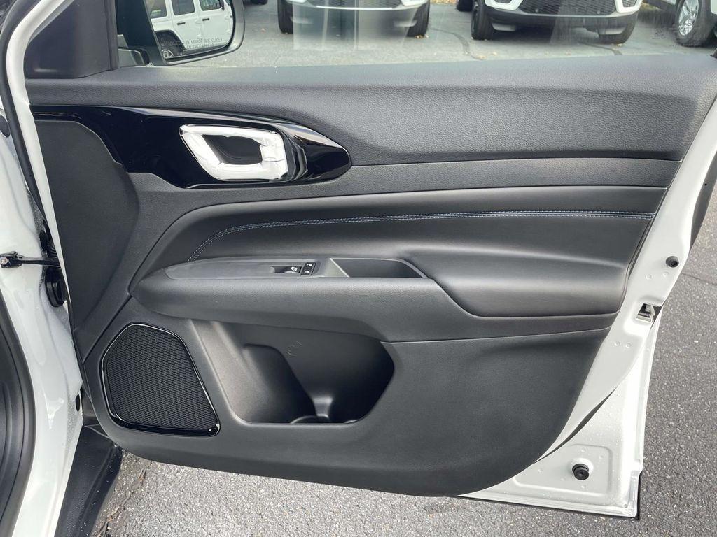 new 2026 Jeep Compass car, priced at $29,210