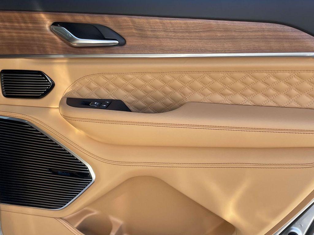 new 2025 Jeep Grand Cherokee L car, priced at $66,925