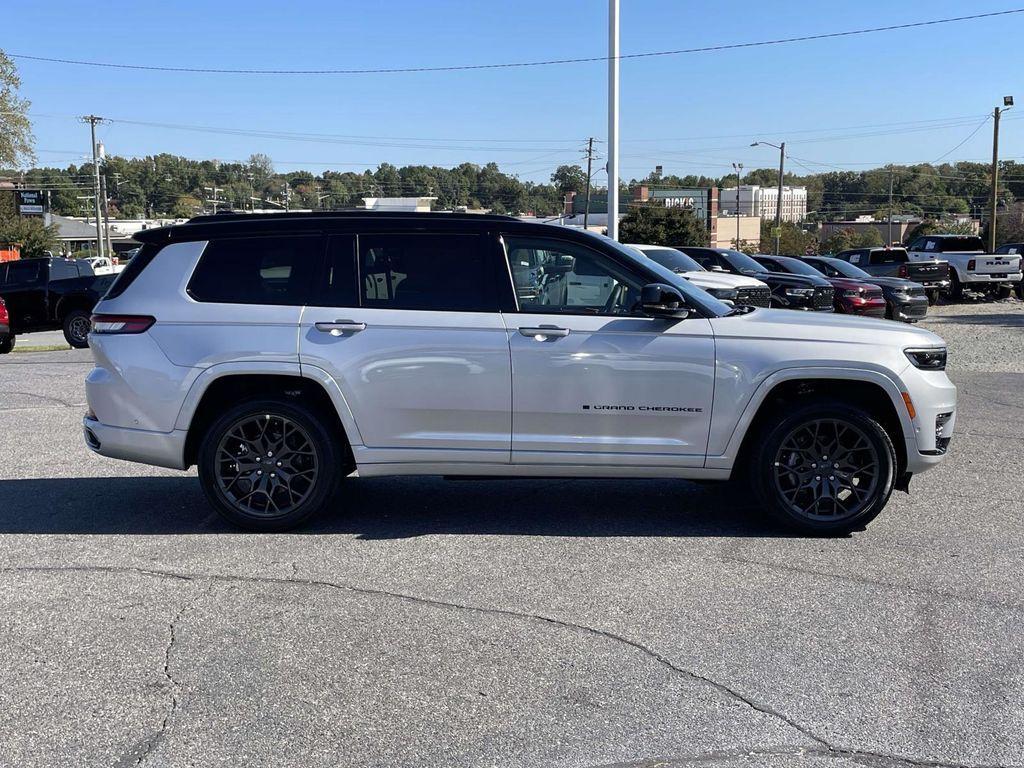 new 2025 Jeep Grand Cherokee L car, priced at $66,925