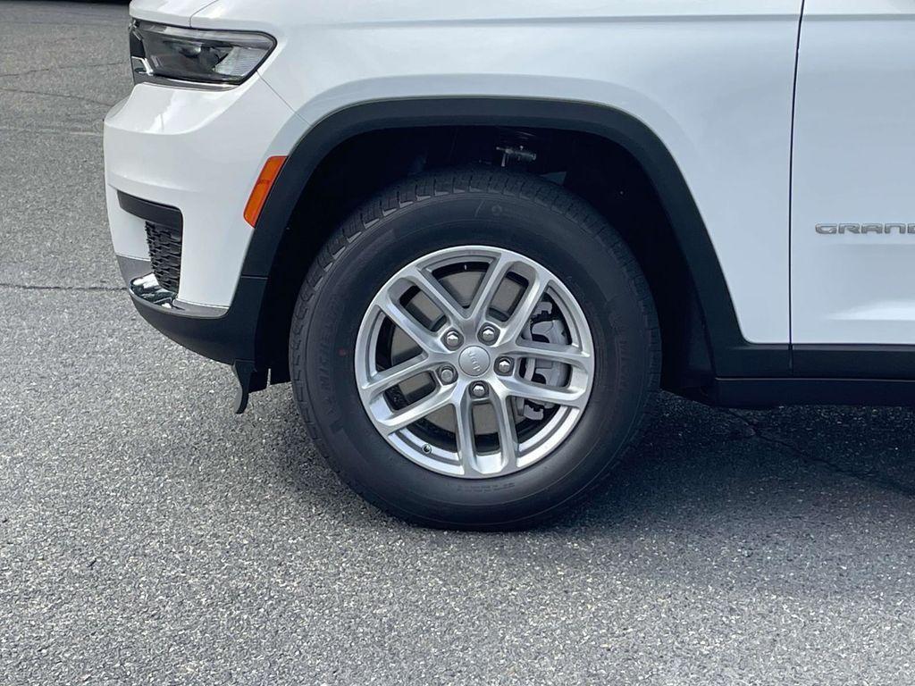 new 2025 Jeep Grand Cherokee L car, priced at $35,495