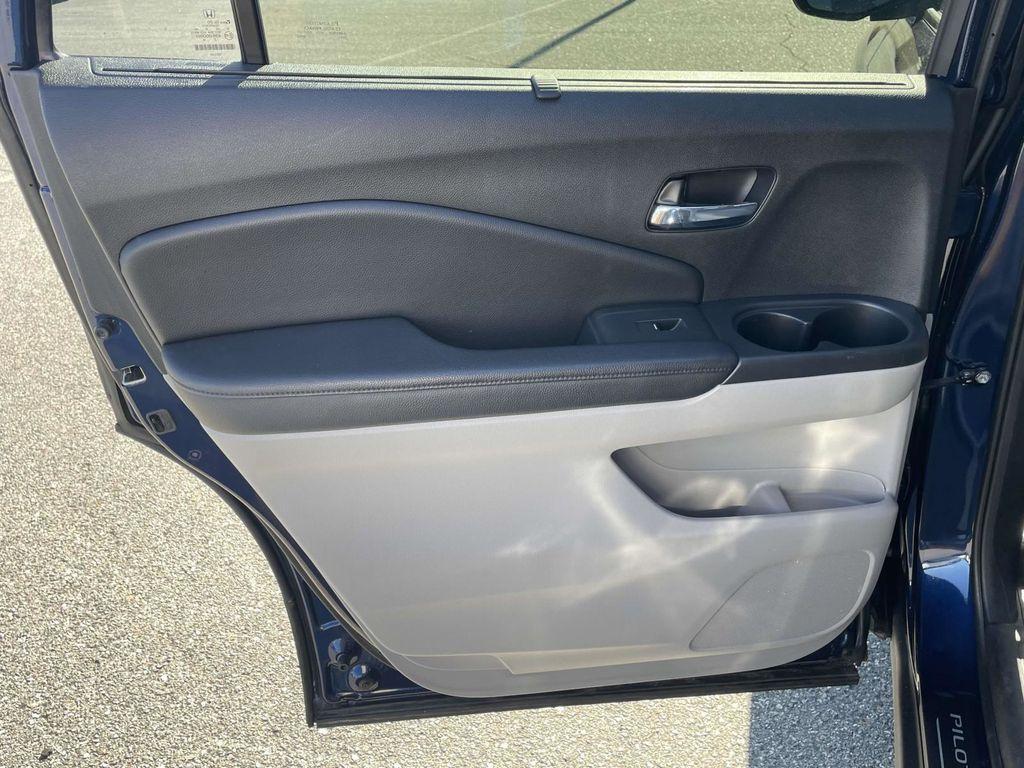 used 2020 Honda Pilot car, priced at $21,000