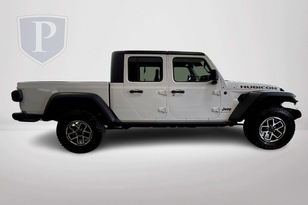 new 2024 Jeep Gladiator car, priced at $51,470