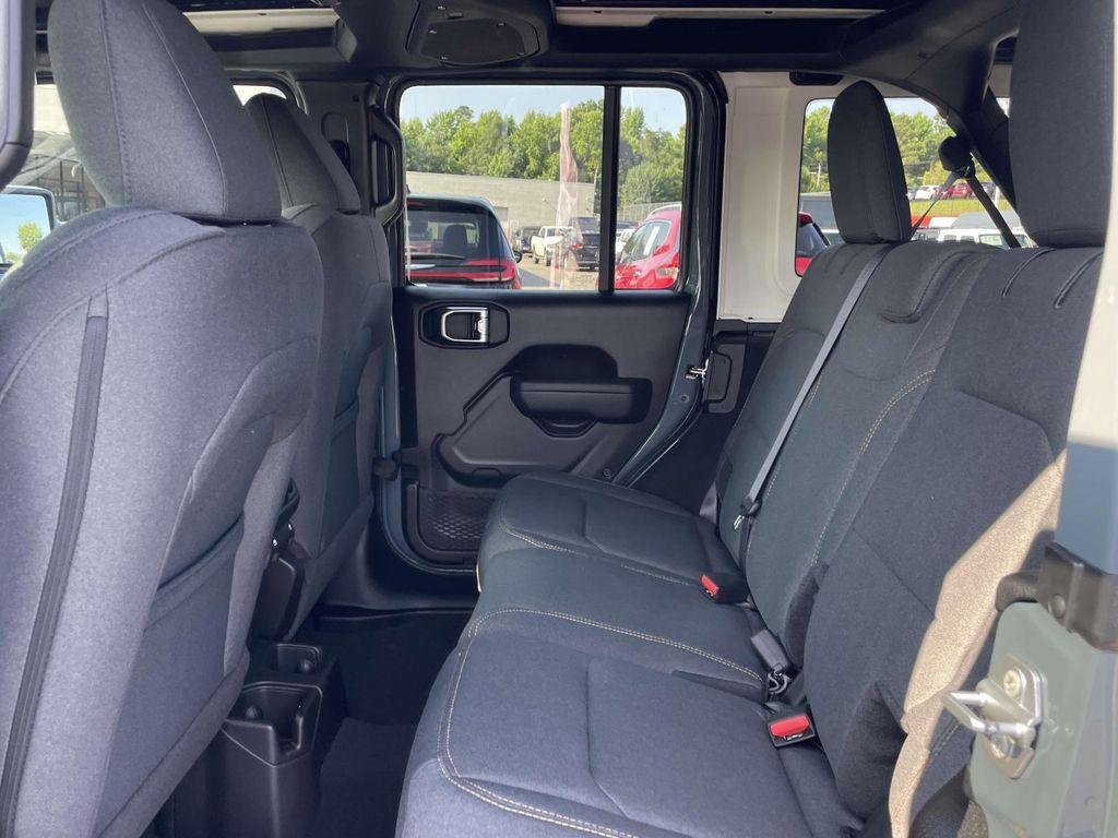 new 2025 Jeep Wrangler car, priced at $49,285
