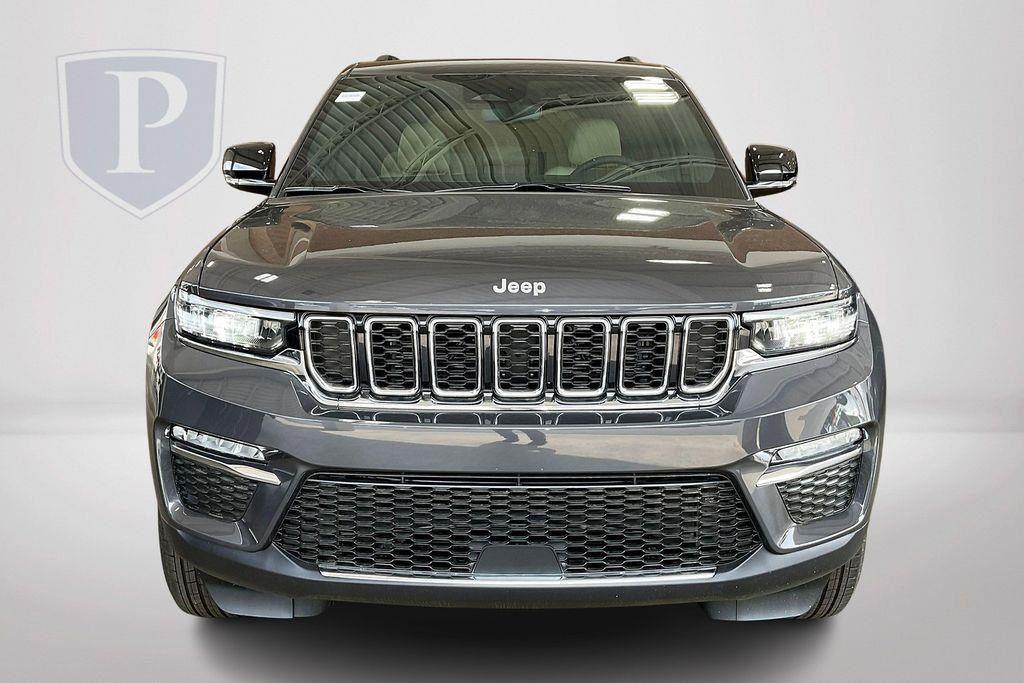 new 2024 Jeep Grand Cherokee car, priced at $40,660