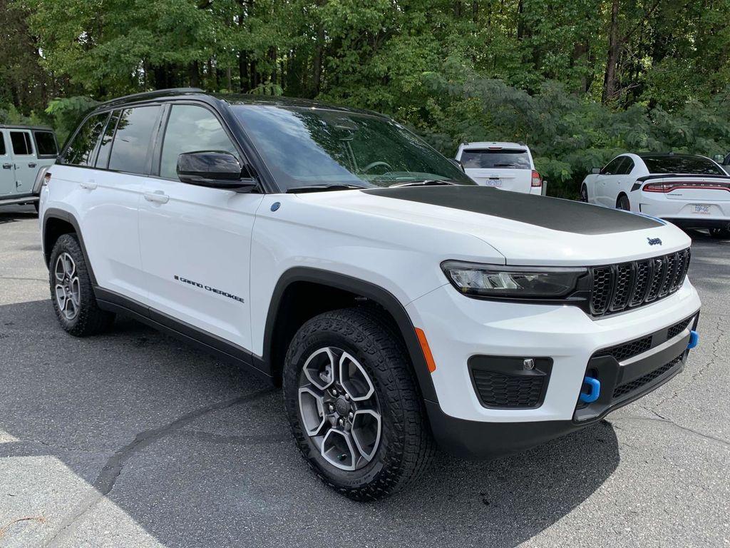 new 2024 Jeep Grand Cherokee 4xe car, priced at $58,080