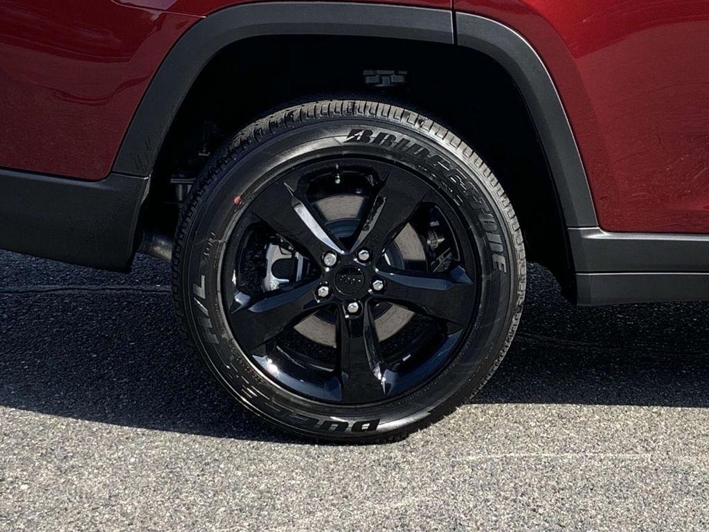 new 2025 Jeep Grand Cherokee L car, priced at $43,625
