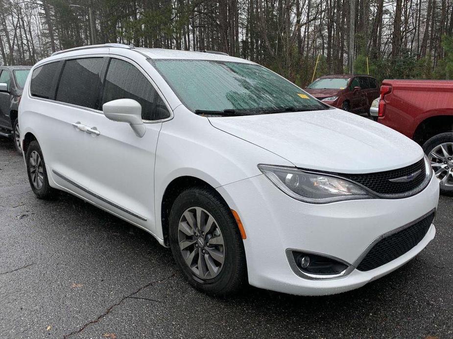 used 2020 Chrysler Pacifica car, priced at $22,798