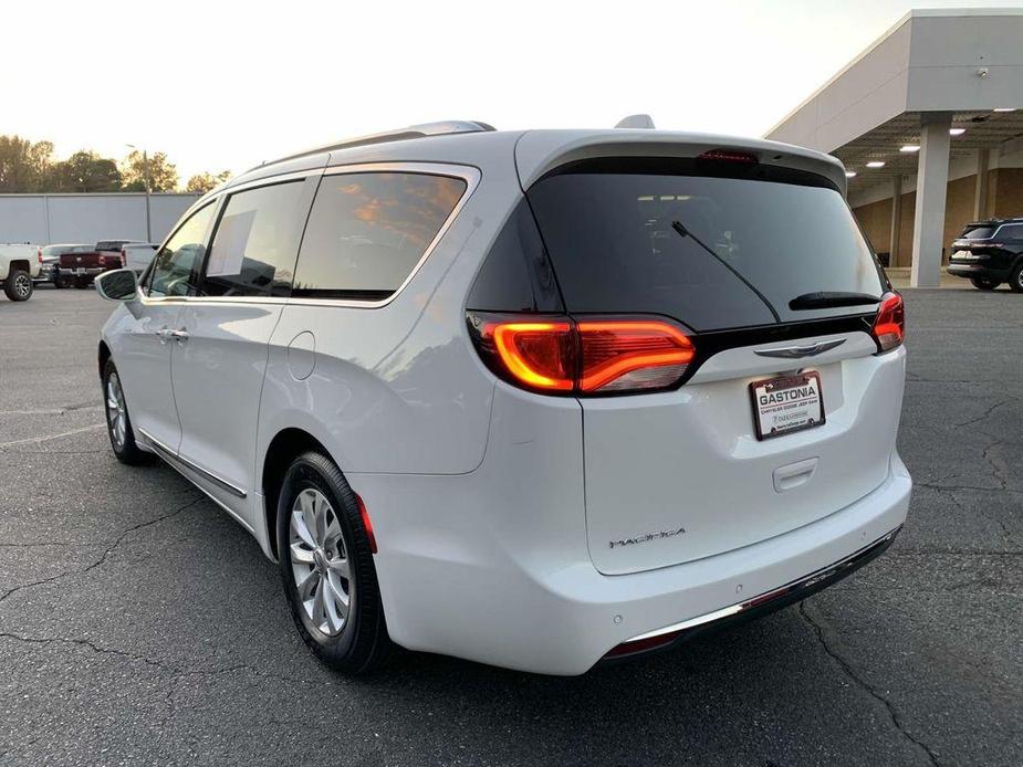 used 2018 Chrysler Pacifica car, priced at $15,953