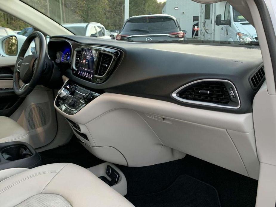 used 2018 Chrysler Pacifica car, priced at $15,953