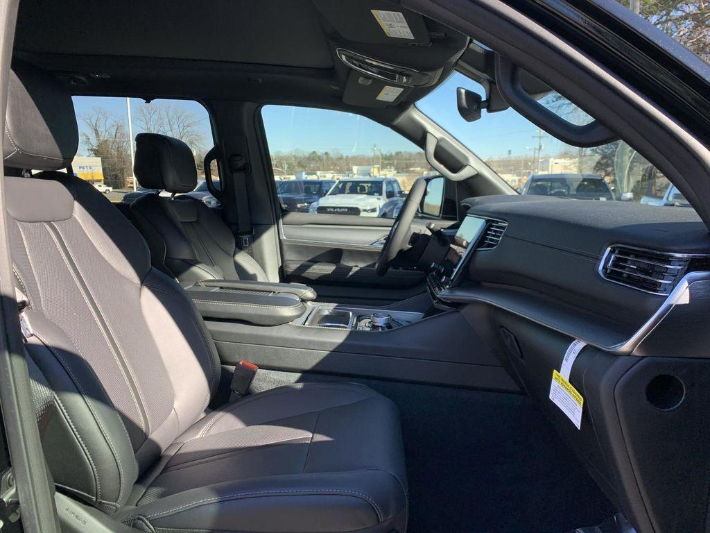 new 2024 Jeep Wagoneer L car, priced at $81,275