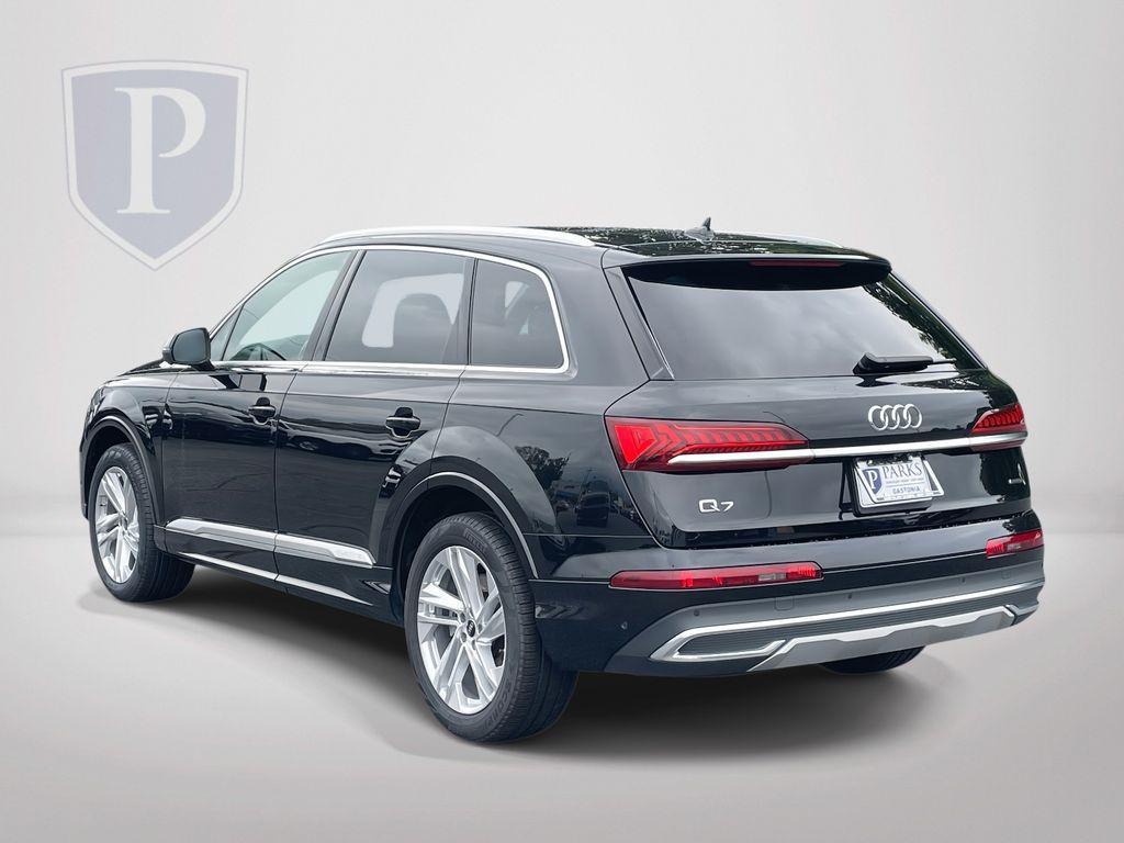 used 2024 Audi Q7 car, priced at $44,499