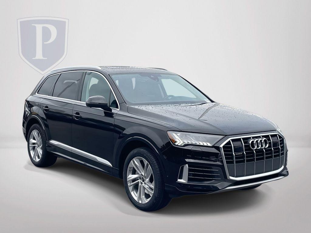 used 2024 Audi Q7 car, priced at $44,499