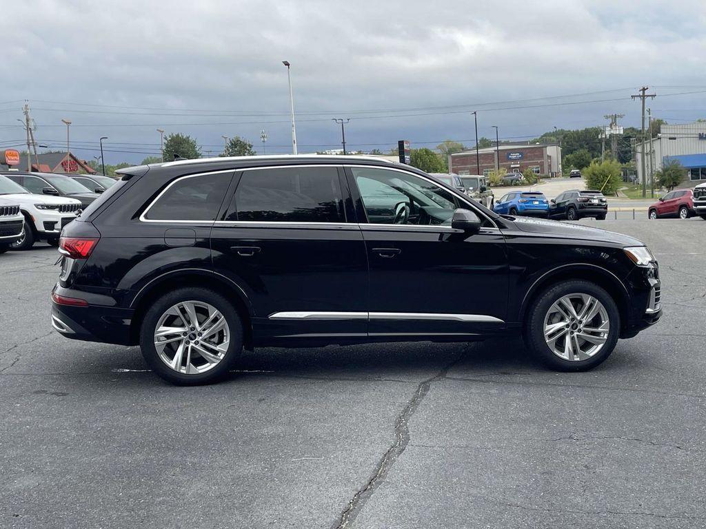 used 2024 Audi Q7 car, priced at $44,499