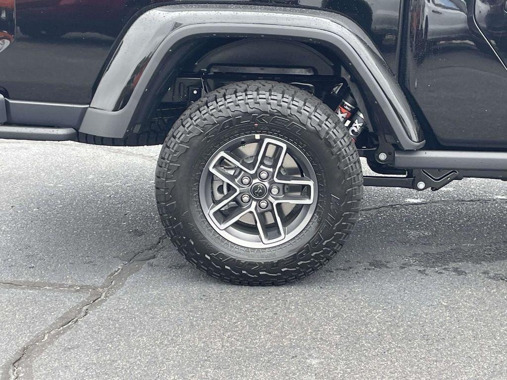 new 2025 Jeep Gladiator car, priced at $54,190