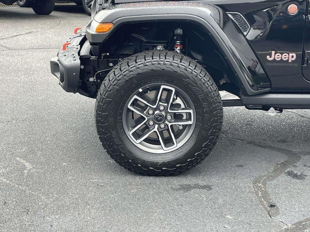 new 2025 Jeep Gladiator car, priced at $54,190