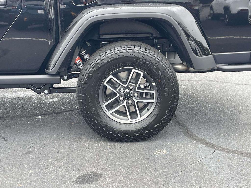 new 2025 Jeep Gladiator car, priced at $54,190