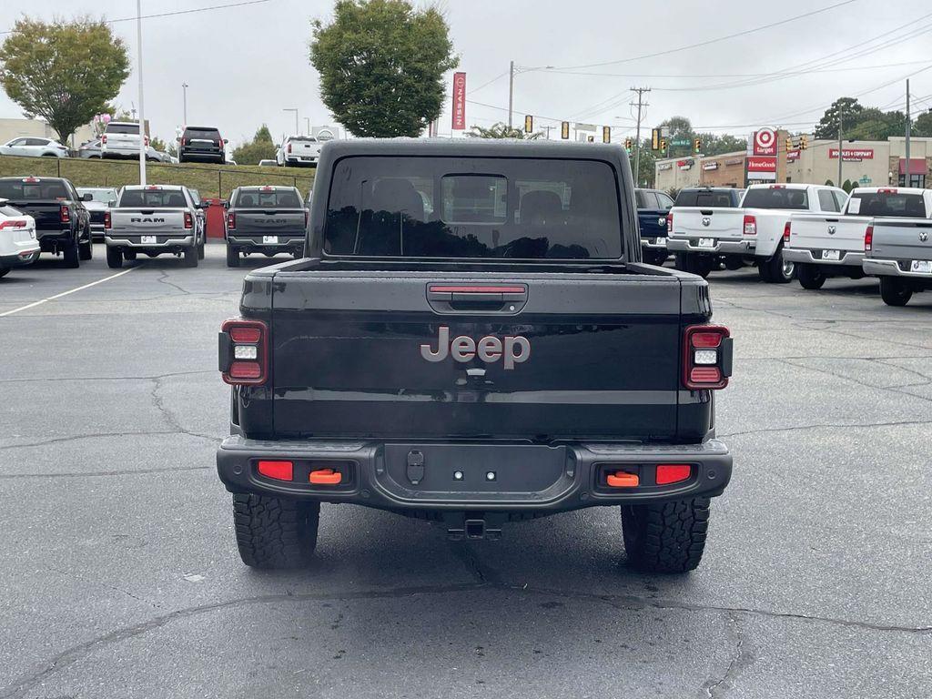 new 2025 Jeep Gladiator car, priced at $54,190