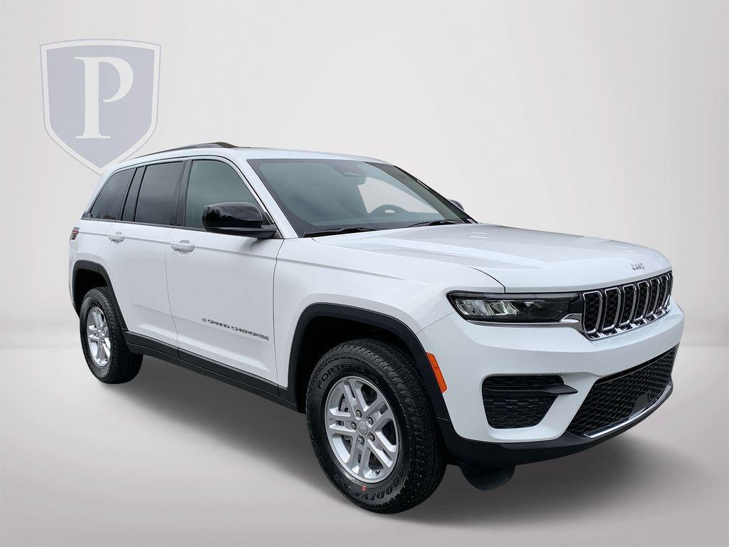 new 2025 Jeep Grand Cherokee car, priced at $34,125