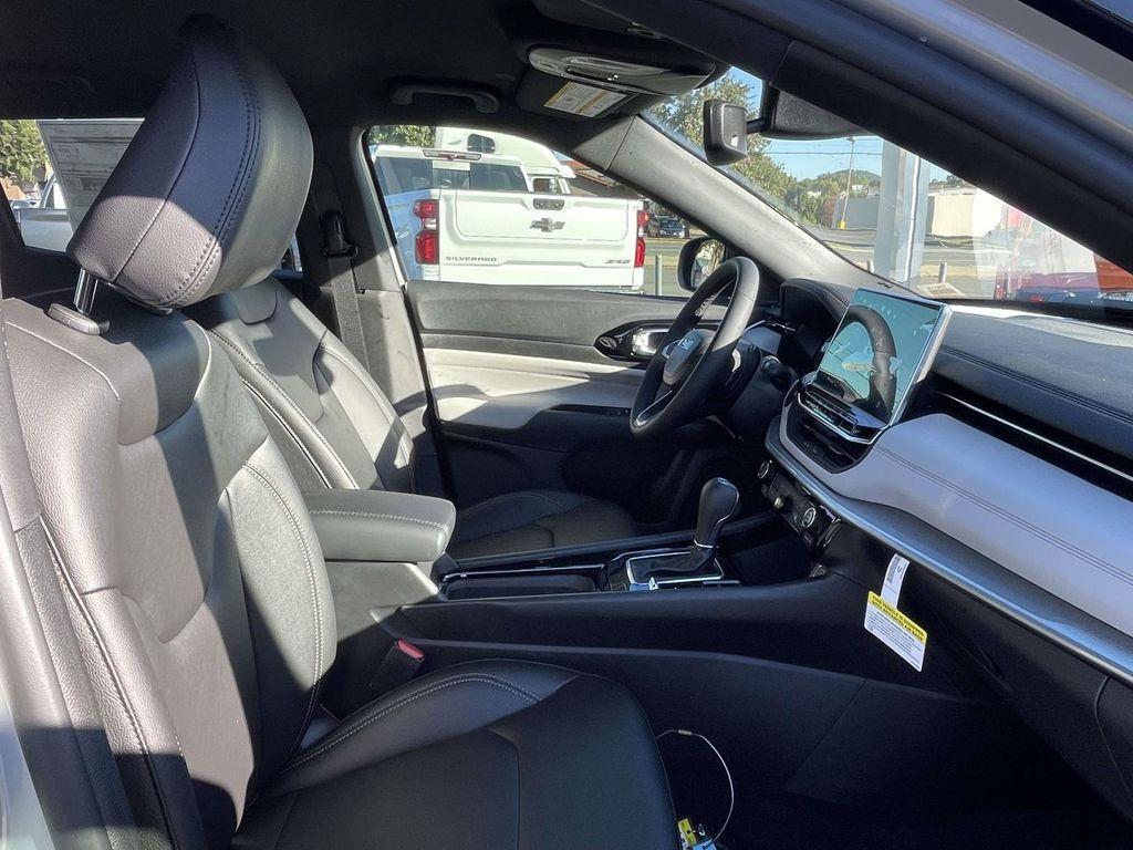 new 2026 Jeep Compass car, priced at $32,350