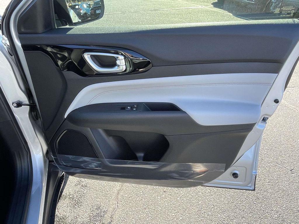 new 2026 Jeep Compass car, priced at $32,350