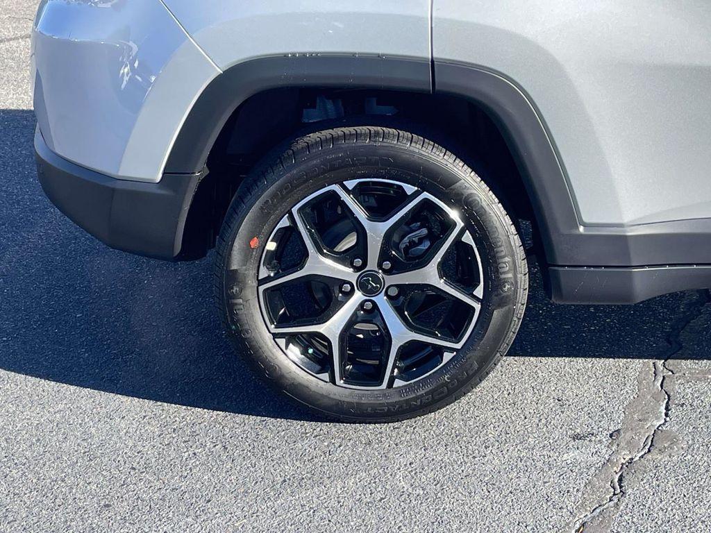 new 2026 Jeep Compass car, priced at $32,350