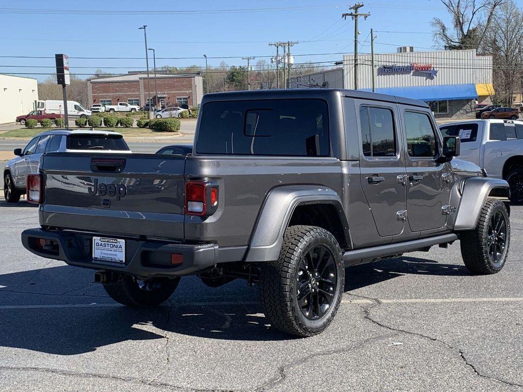 new 2025 Jeep Gladiator car, priced at $41,175