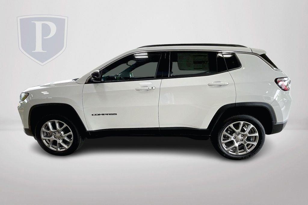 new 2024 Jeep Compass car, priced at $28,115