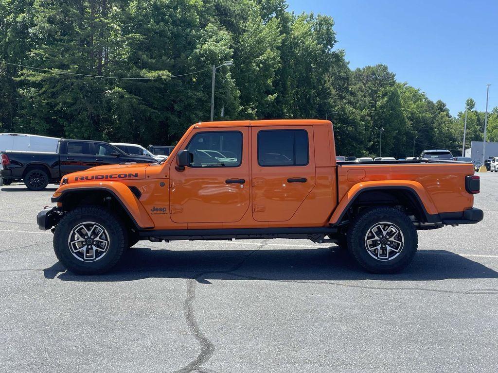new 2025 Jeep Gladiator car, priced at $51,525