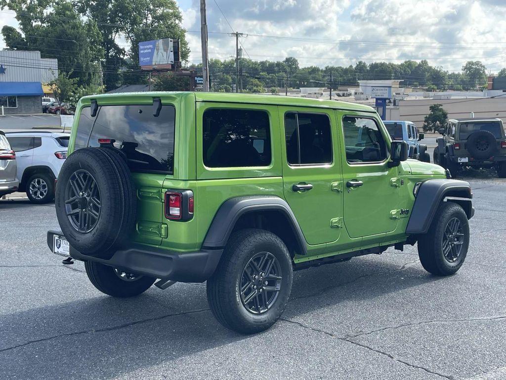new 2025 Jeep Wrangler car, priced at $45,186
