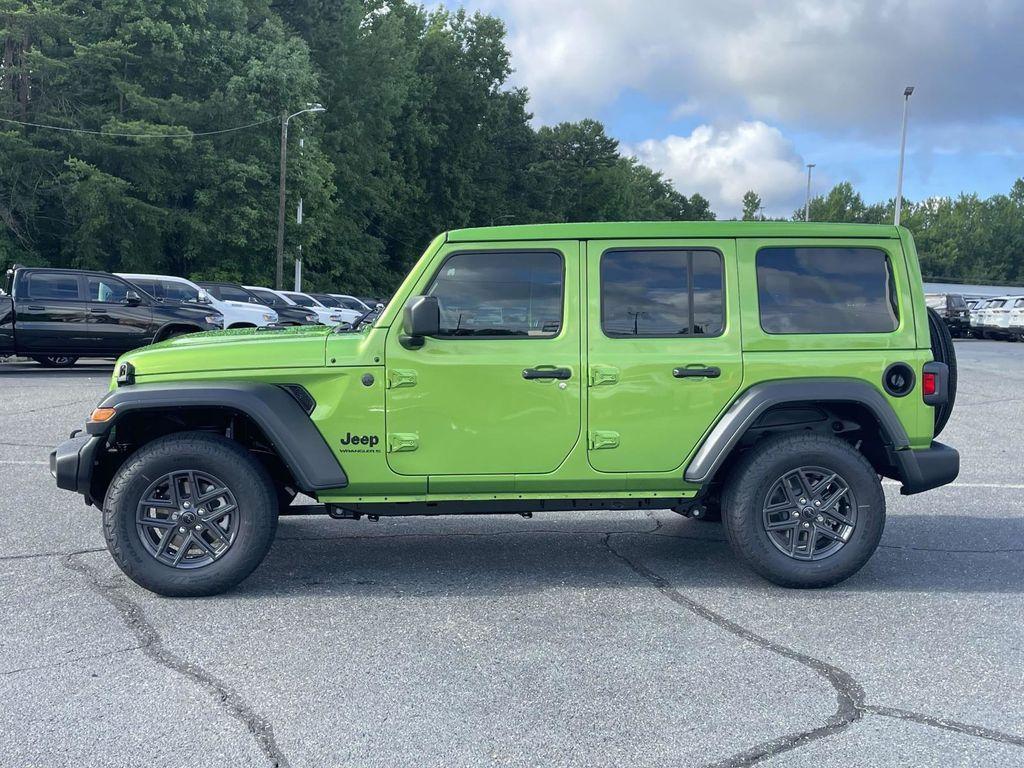 new 2025 Jeep Wrangler car, priced at $45,186