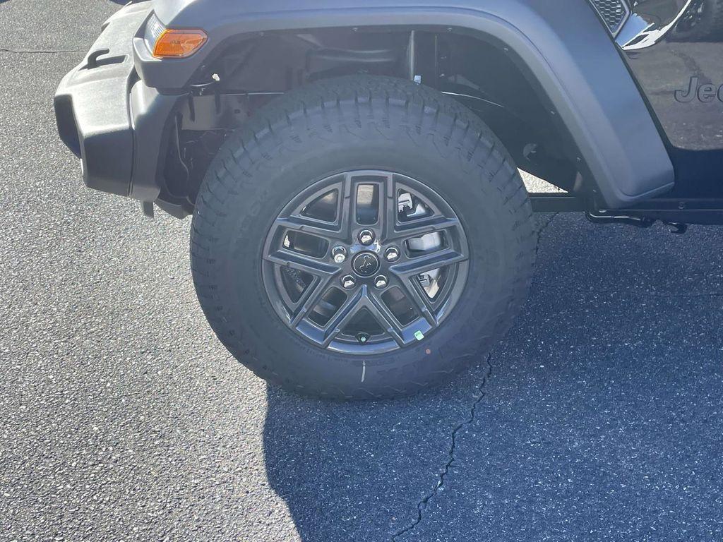 new 2026 Jeep Wrangler car, priced at $48,625