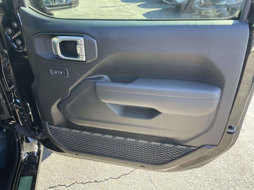 new 2026 Jeep Wrangler car, priced at $48,625