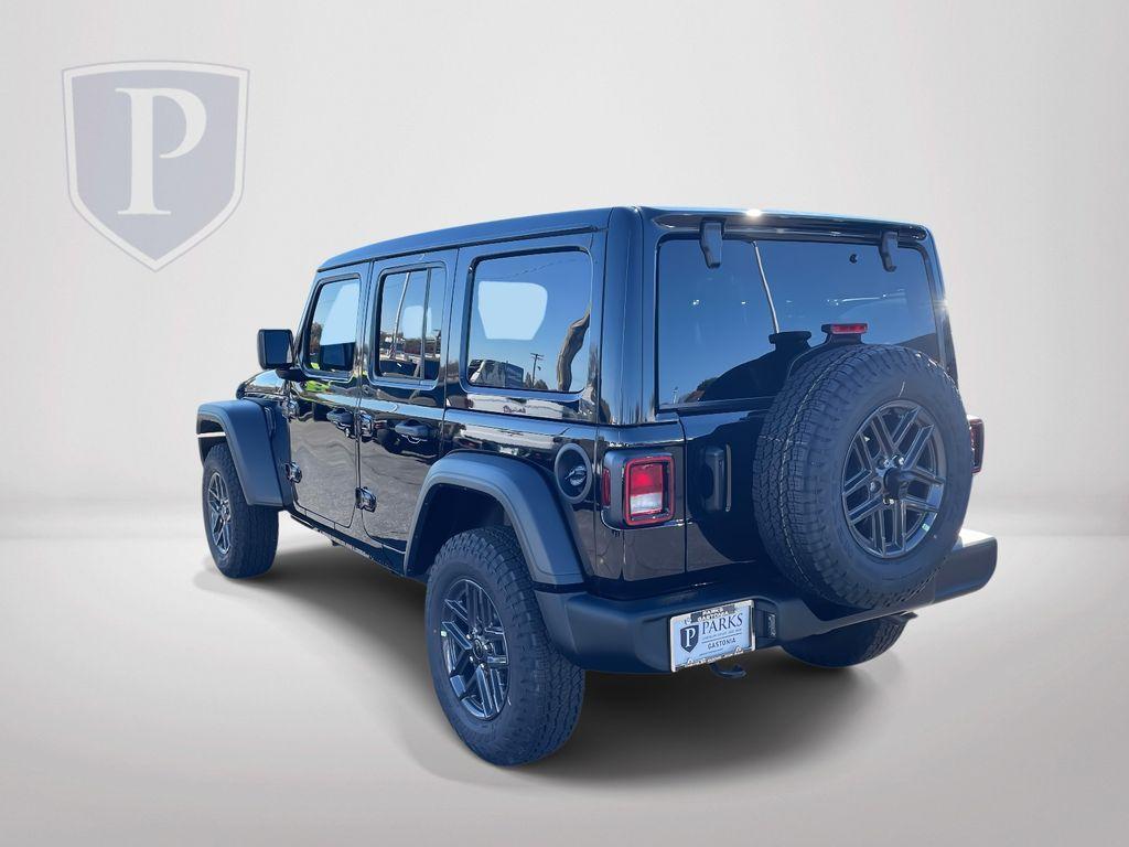 new 2026 Jeep Wrangler car, priced at $48,625