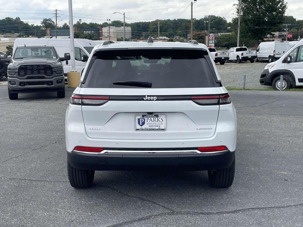 new 2025 Jeep Grand Cherokee car, priced at $32,030