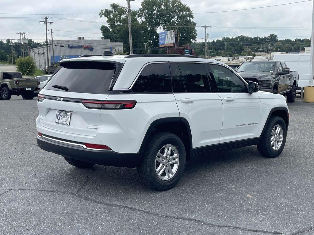 new 2025 Jeep Grand Cherokee car, priced at $32,030