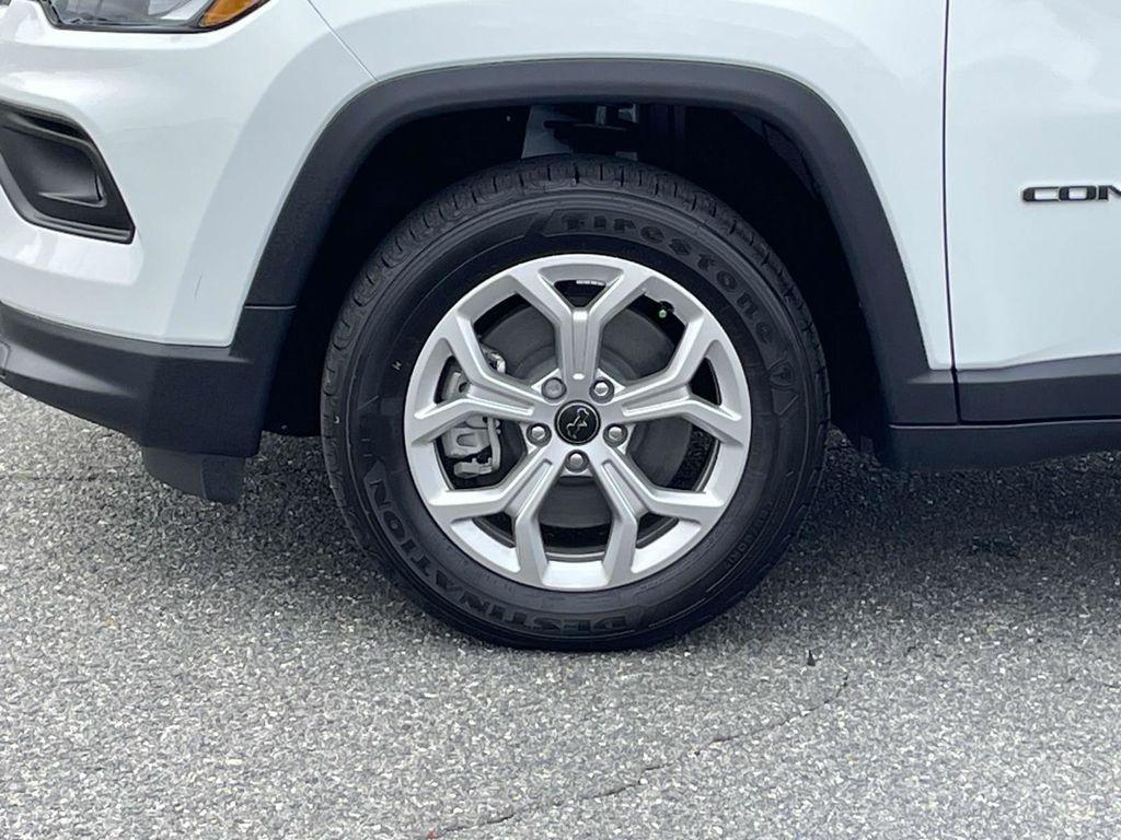 new 2025 Jeep Compass car, priced at $27,665
