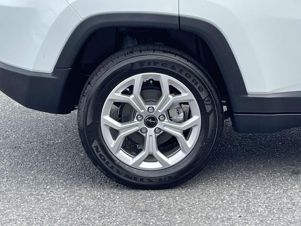 new 2025 Jeep Compass car, priced at $27,665