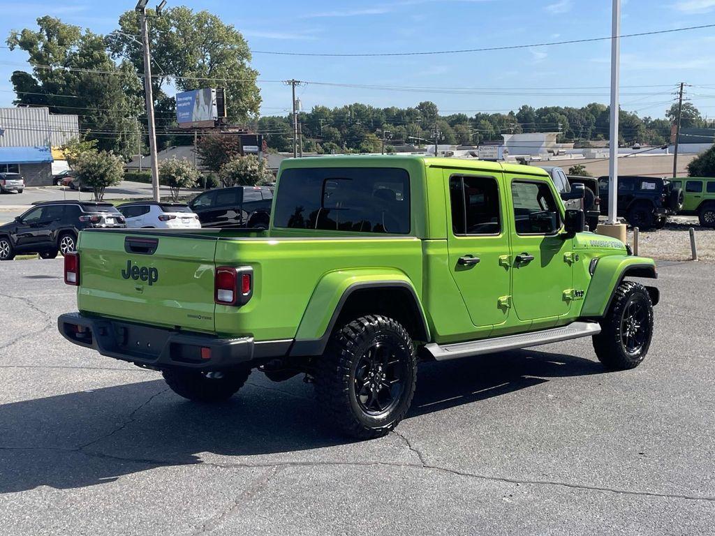 new 2025 Jeep Gladiator car, priced at $41,605