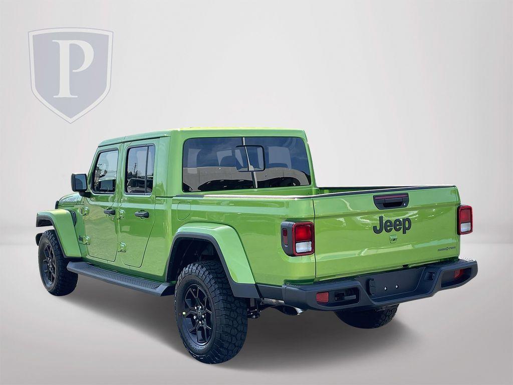 new 2025 Jeep Gladiator car, priced at $41,605